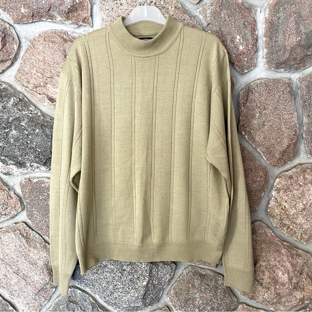 Italian designed men’s acrylic sweater